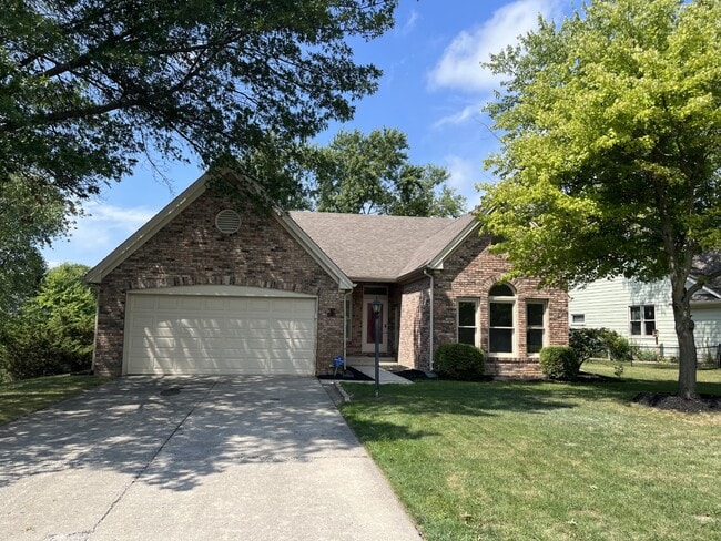 10728 Lexington Dr