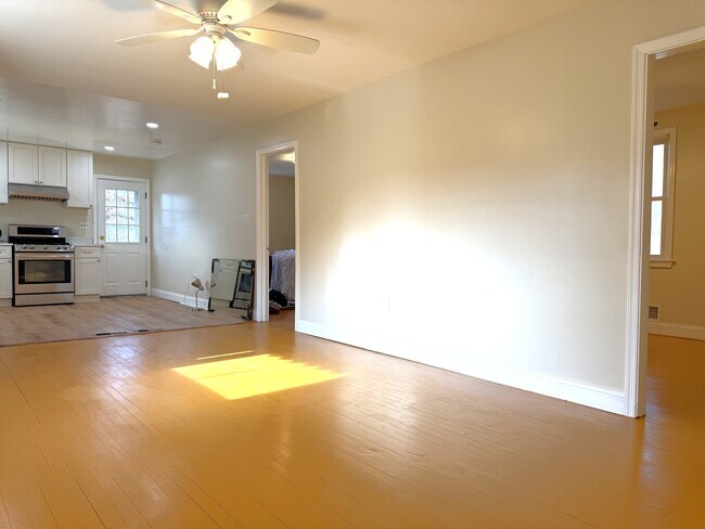 9942 Frederick Rd in Ellicott City, MD - Building Photo - Building Photo