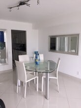 2101 S Ocean Dr in Hollywood, FL - Building Photo - Building Photo