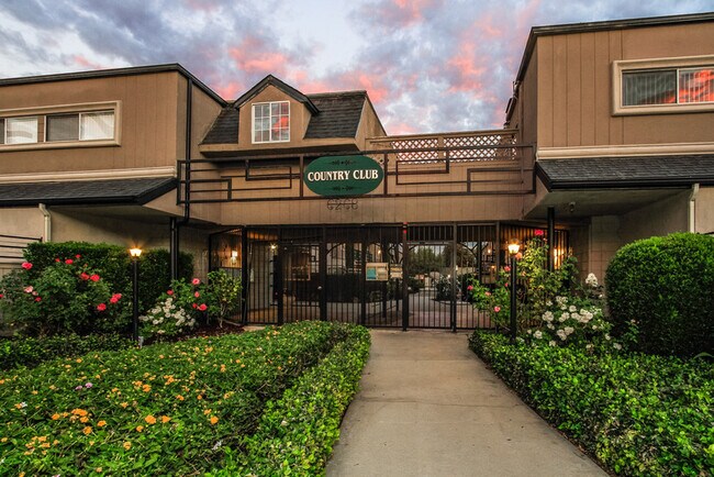 6268 N San Gabriel Blvd in San Gabriel, CA - Building Photo - Building Photo