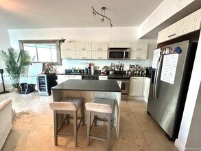 350 S Miami Ave, Unit 2110 in Miami, FL - Building Photo - Building Photo