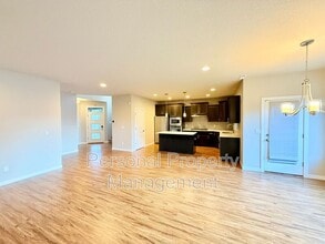 15601 NE 107th St in Vancouver, WA - Building Photo - Building Photo