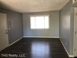 2032 N Hunt Cir in Mesa, AZ - Building Photo - Building Photo