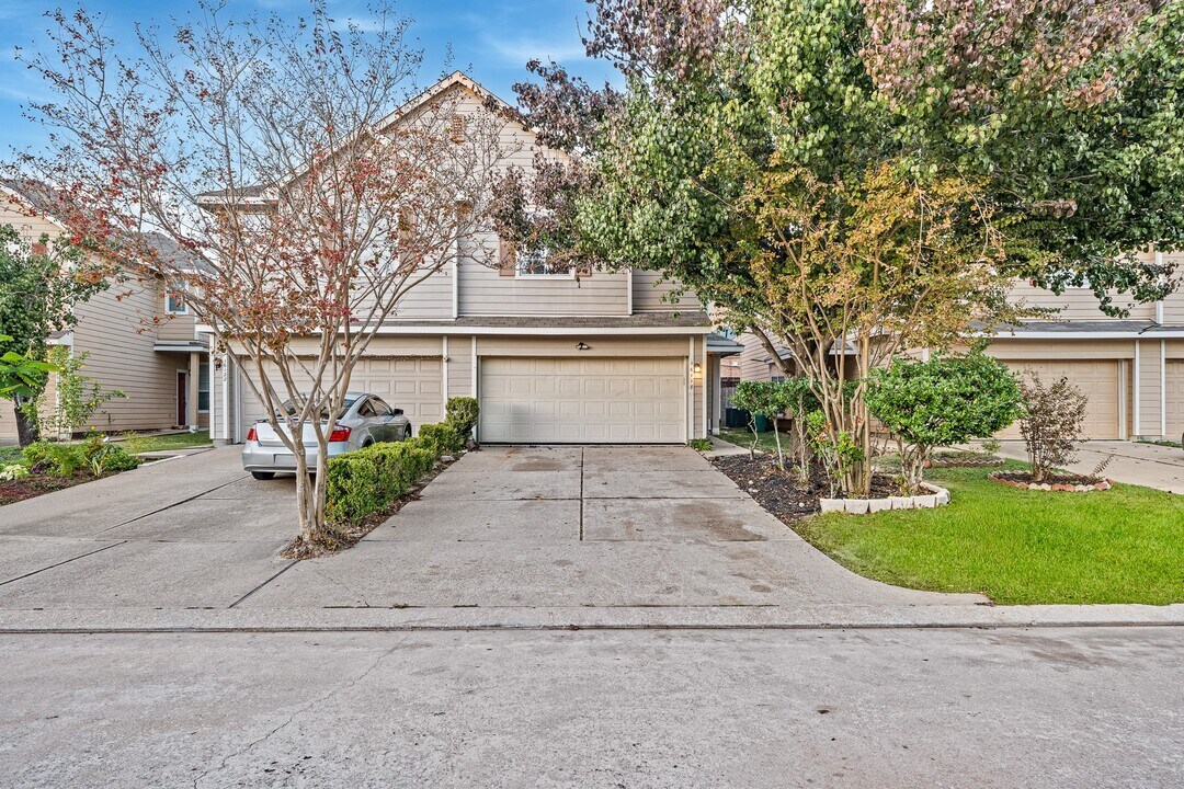 16118 Market Garden Ln in Houston, TX - Building Photo