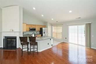 6824 Southbrook Dr in Charlotte, NC - Building Photo - Building Photo