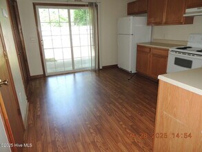 100 Pisgah Ct in Jacksonville, NC - Building Photo - Building Photo