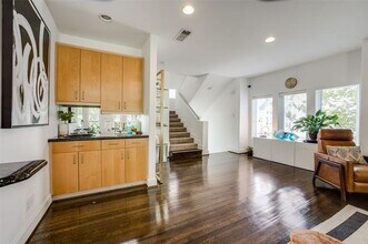 3545 Wheeler St in Dallas, TX - Building Photo - Building Photo