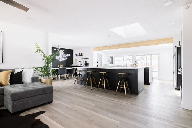 6844 E Willetta St in Scottsdale, AZ - Building Photo - Building Photo