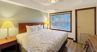 1639 McDonald Ave in Fernie, BC - Building Photo