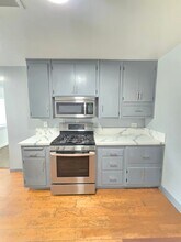 45114 16th St W in Lancaster, CA - Building Photo - Building Photo