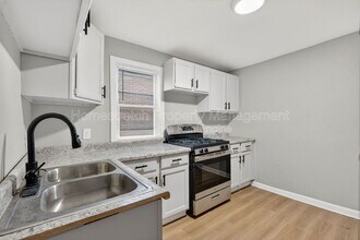 7137 Garesche Ave in Jennings, MO - Building Photo - Building Photo