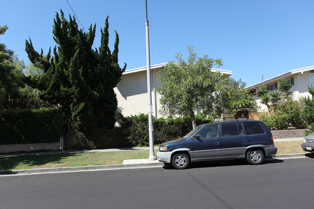 638 Lincoln Blvd in Santa Monica, CA - Building Photo