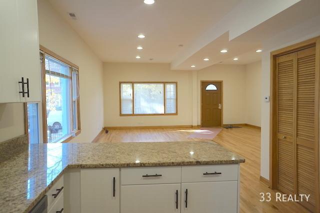 2847 N Rockwell St-Unit -1 in Chicago, IL - Building Photo - Building Photo