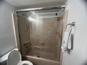 117 Lehane Ter, Unit 210 in North Palm Beach, FL - Building Photo - Building Photo