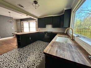 312 S Valentine St in Little Rock, AR - Foto de edificio - Building Photo