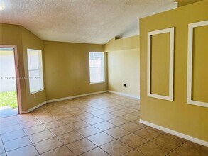 332 Oceanside Ct in Kissimmee, FL - Building Photo - Building Photo