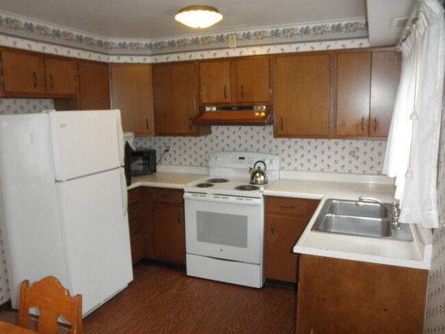 1491 E Maiden St in Washington, PA - Foto de edificio - Building Photo