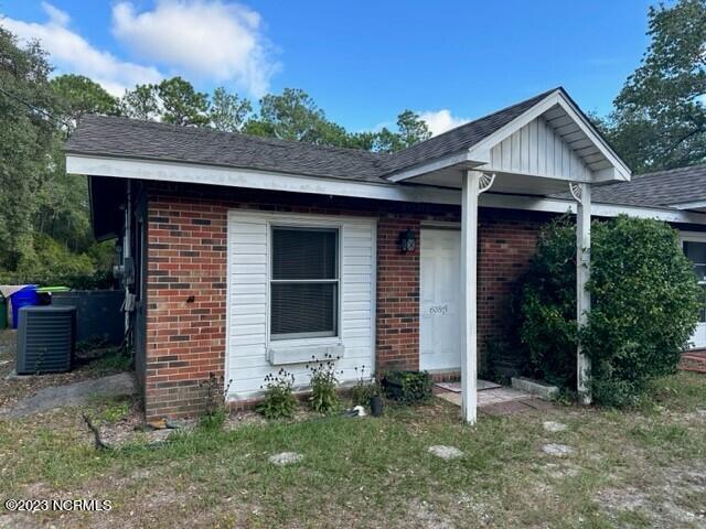 608 E Leonard St in Southport, NC - Building Photo