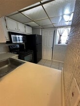 2825 NE 201st Terrace in Aventura, FL - Building Photo - Building Photo