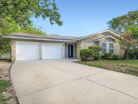 5402 Chevy Cir in Austin, TX - Building Photo