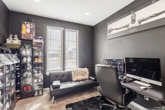 14347 Apache in San Antonio, TX - Building Photo - Building Photo