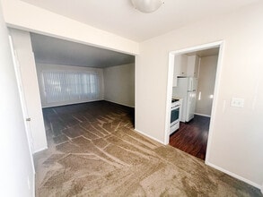 1604 Larch St, Unit A in Alhambra, CA - Building Photo - Building Photo