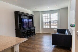 9256 Harlowe Ln in Orland Park, IL - Building Photo - Building Photo