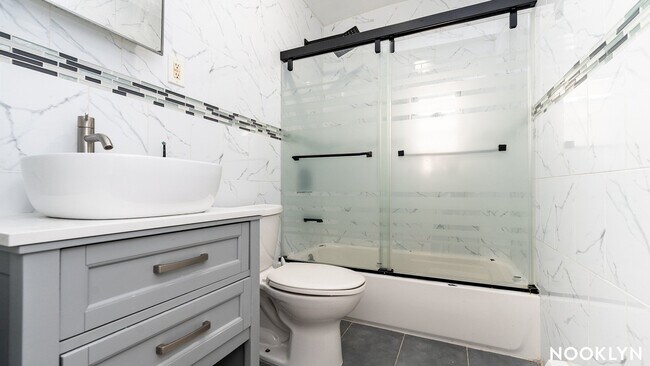 1635 Prospect Pl, Unit 1 in Brooklyn, NY - Foto de edificio - Building Photo