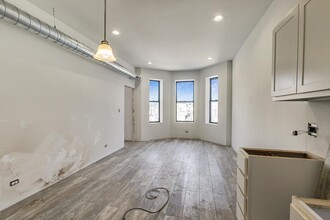 2213 W 23rd Pl in Chicago, IL - Building Photo - Interior Photo