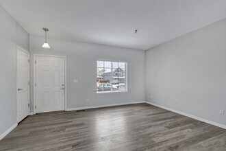 7838 Creekfront Dr in Fountain, CO - Building Photo - Building Photo