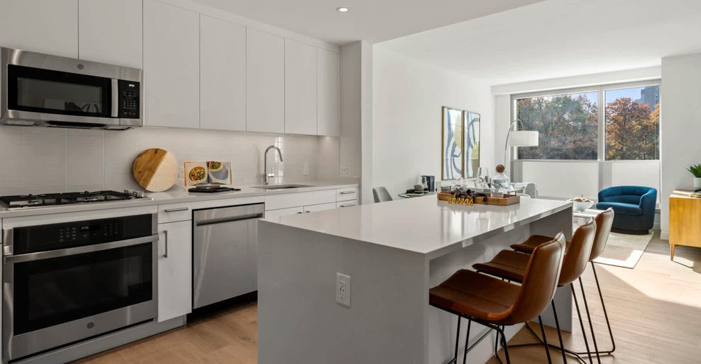 28 Milford St in Boston, MA - Building Photo