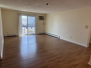 23 North Ave in Rockland, MA - Building Photo - Building Photo