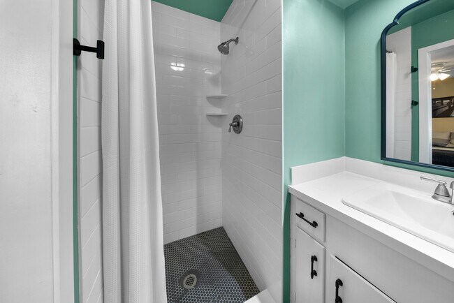 4802 Kinglet St in Houston, TX - Building Photo - Building Photo
