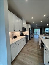 8001 Lake Laurel Ln in Glen Allen, VA - Building Photo - Building Photo