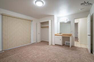 1290 Hoka Hay Cir in Wasilla, AK - Building Photo - Building Photo