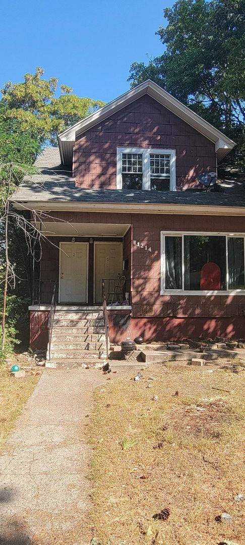 property at 1214 W 8th Ave