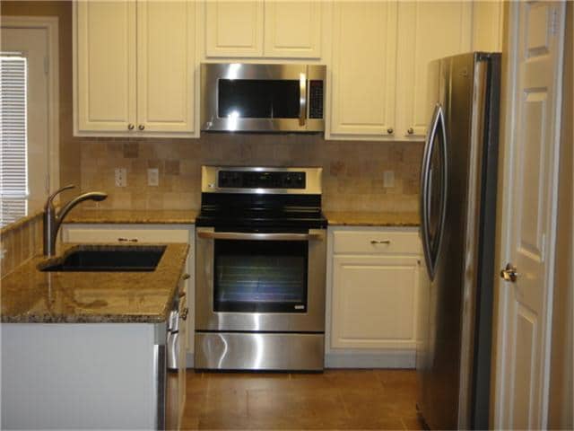 property at 25254 Finchgrove Ln