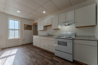 215 Liberty St, Unit 102 in Bath, NY - Building Photo - Building Photo