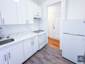 WEST 10 STREET in Brooklyn, NY - Building Photo - Building Photo