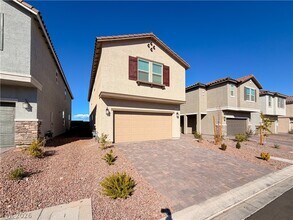 6972 Dandelion Pk Ave in Las Vegas, NV - Building Photo - Building Photo