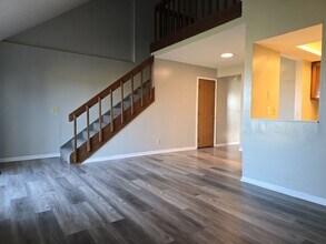 22118 Maple Ct in Woodburn, IN - Building Photo - Building Photo