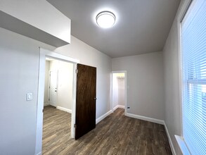 8208 S South Shore Dr in Chicago, IL - Building Photo - Building Photo