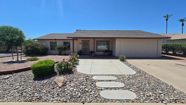 property at 4333 E Ponca St