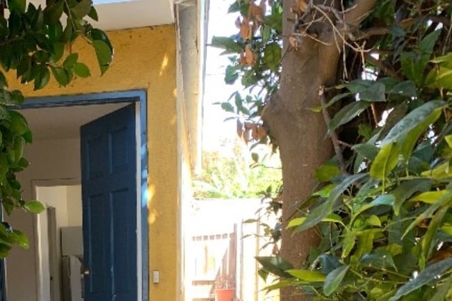 4970 1/2 S Centinela Ave, Unit Back