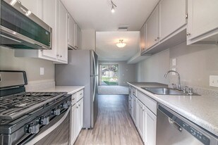 Palmdale Apartments For Rent With Hardwood Floors Palmdale Ca