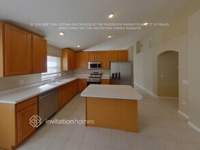 19250 Fishermans Bend Dr in Lutz, FL - Foto de edificio - Building Photo