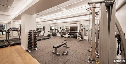 250 Gorge Rd in Cliffside Park, NJ - Building Photo - Building Photo