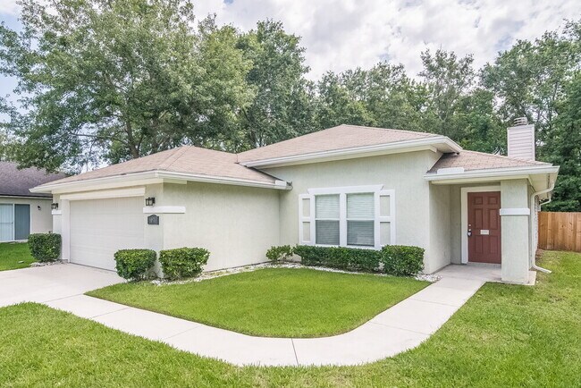 1071 Collinswood Dr W in Jacksonville, FL - Building Photo - Building Photo