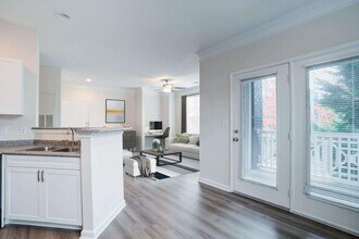 The Alcove at Birkdale Village in Huntersville, NC - Foto de edificio - Building Photo