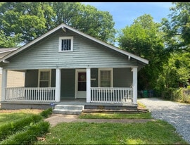 3918 Plainview Rd in Charlotte, NC - Building Photo